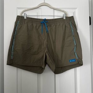 Cotopaxi Stone and Blue Men’s Brinco Shorts
